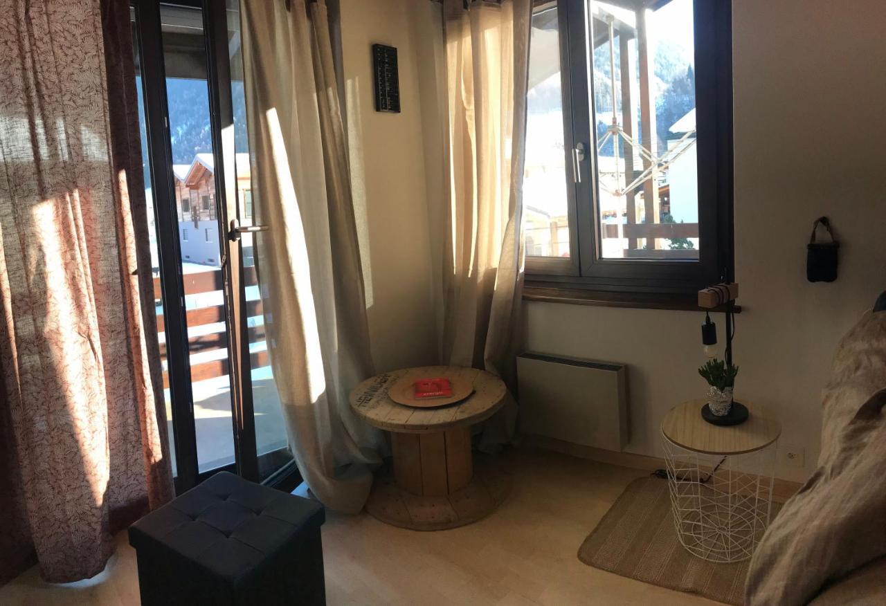 La Vie Eau Naturelle, Jolies Chambres Chez L'Habitant Et Repas Sur Demande Sembrancher Kültér fotó